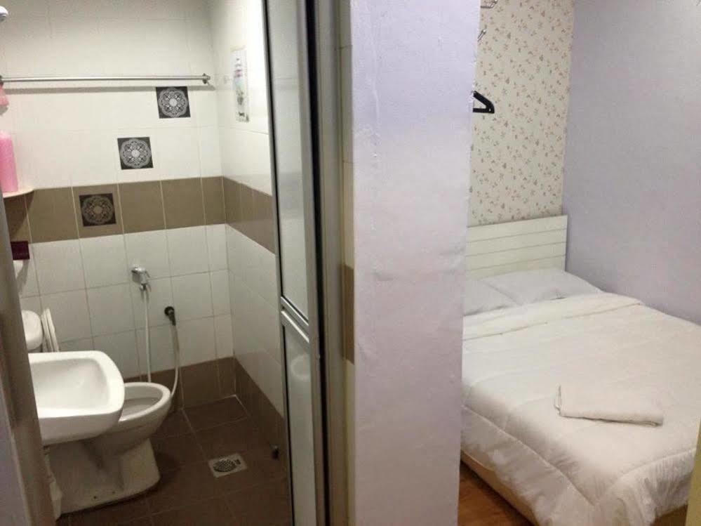 Voyage Cottage Lodge Malacca Eksteriør billede